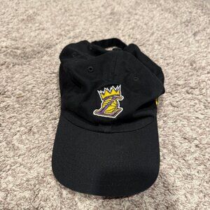 Nike Adjustable Lakers King Crown Hat